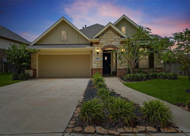 Property at 8847 Morning Glow Dr, Missouri City, TX 77459, 4 beds, 2 baths