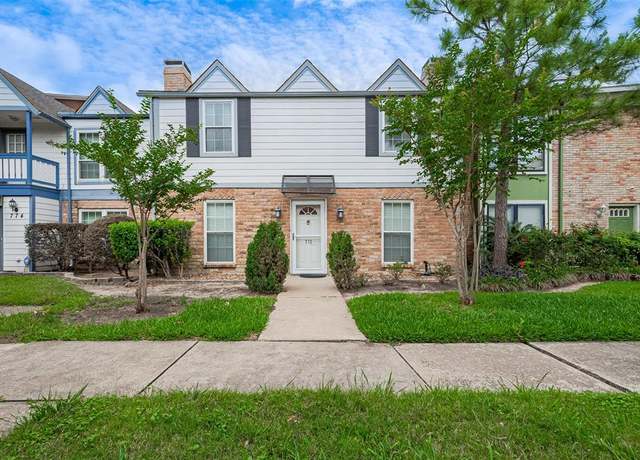 Property at 772 Thicket Ln, Houston, TX 77079, 4 beds, 2.5 baths