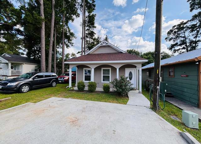 Property at 16709 E Dounreay, Montgomery, TX 77316, 3 beds, 2 baths
