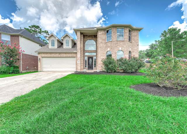 Property at 3720 Armand Dr, Dickinson, TX 77539, 5 beds, 3.5 baths
