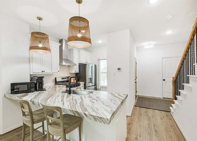 Property at 168 Capetown, Conroe, TX 77356, 2 beds, 1.5 baths