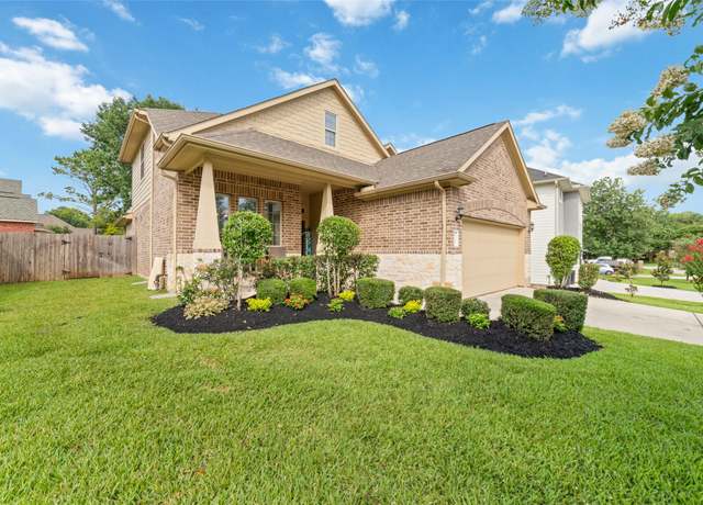 Property at 13306 Enchanted Way Dr, Montgomery, TX 77356, 3 beds, 2.5 baths