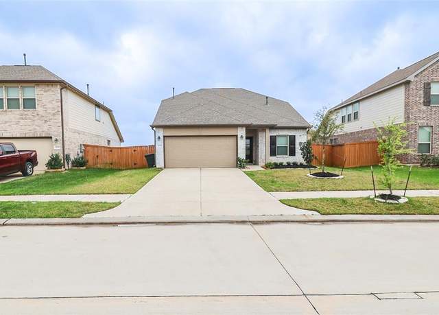 Property at 32315 Melbrooke Dr, Brookshire, TX 77423, 4 beds, 2.5 baths