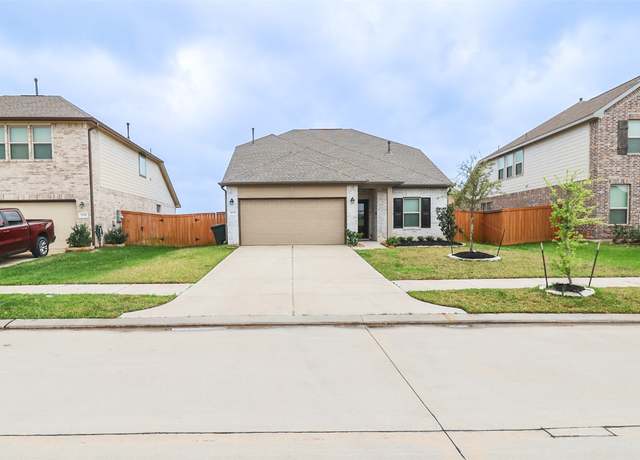 Property at 32315 Melbrooke Dr, Brookshire, TX 77423, 4 beds, 2.5 baths