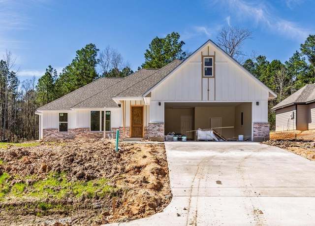 Property at 313 Shirey Ln, Lufkin, TX 75904, 3 beds, 2 baths