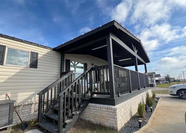 Property at 14633 Forest Tower Ct, Conroe, TX 77306, 3 beds, 2 baths