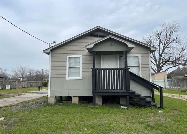Property at 7839 Sparta St, Houston, TX 77028, 2 beds, 1 bath
