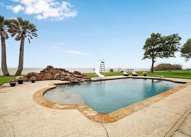 Property at 11212 Cedar Gully Rd, Beach City, TX 77523, 5 beds, 4 baths