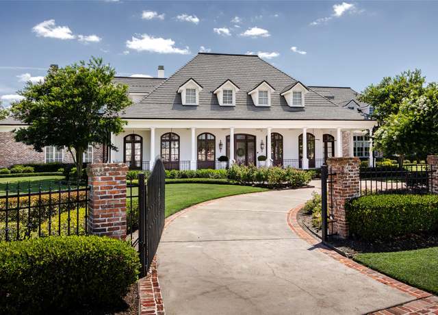 Property at 6 Estates Of Montclaire, Beaumont, TX 77706, 7 beds, 8 baths