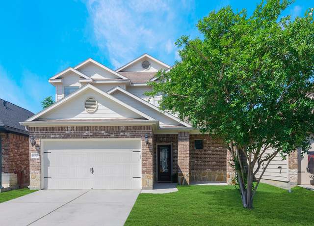 Property at 18303 Hillingdon Ln, Tomball, TX 77377, 4 beds, 2.5 baths