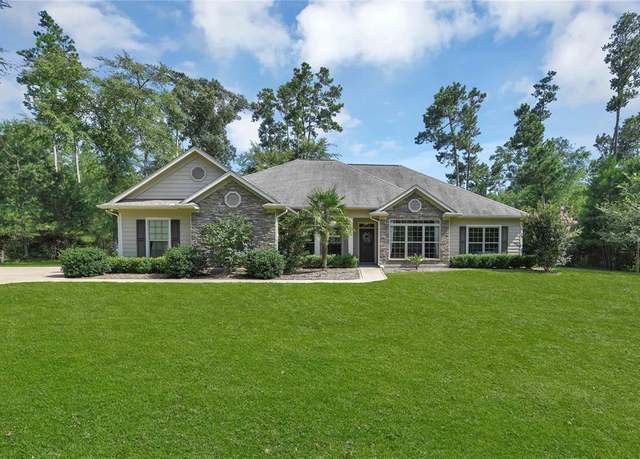 Property at 32715 Pine Tree Lane Ln, Waller, TX 77484, 3 beds, 2.5 baths