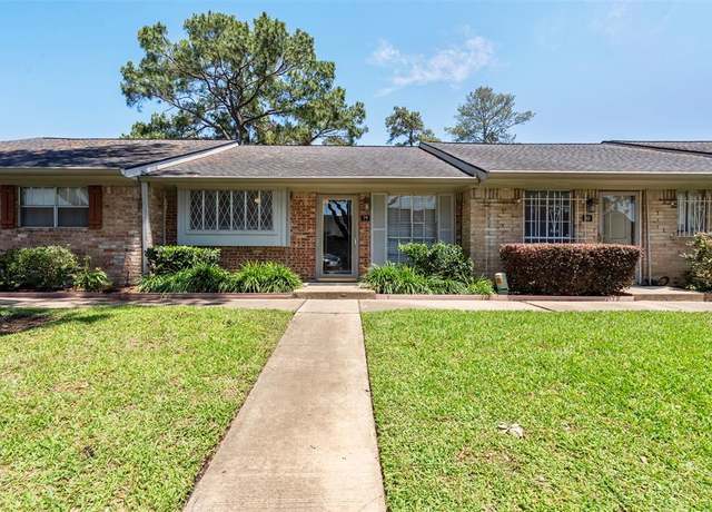 Property at 1016 E Tri Oaks Ln #79, Houston, TX 77043, 2 beds, 1.5 baths