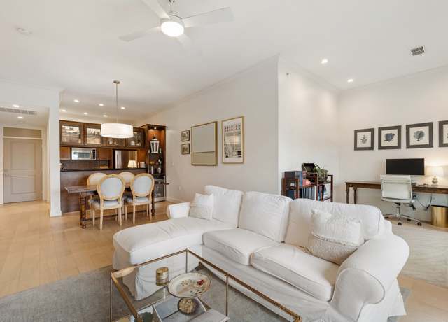 Property at 1010 Rosine St #309, Houston, TX 77019, 1 bed, 1 bath