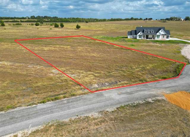 Property at 5 Independence Trl, Burton, TX 77835