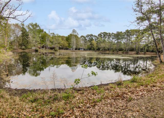 Property at 18207 Lark Ln, Conroe, TX 77384, 1 bath