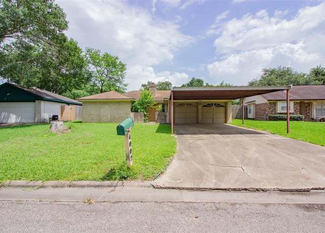 Property at 4002 Marilyn St, Rosenberg, TX 77471, 3 beds, 2 baths