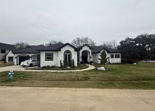 Property at 21810 White Oak View Dr, Tomball, TX 77375, 4 beds, 5.5 baths