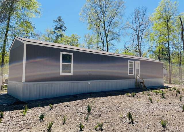 Property at 30 Hellon Ln, Shepherd, TX 77371, 3 beds, 2 baths