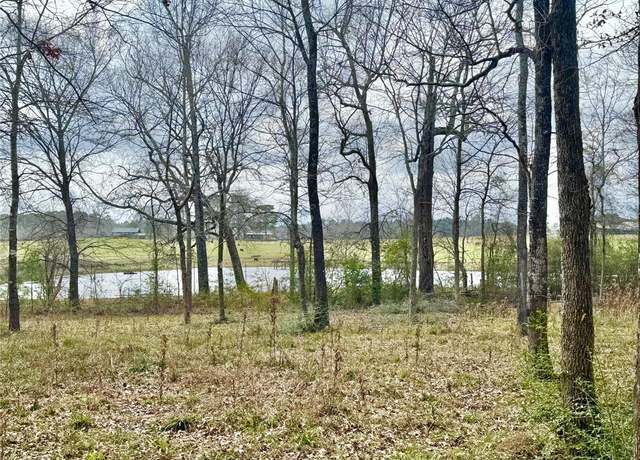 Property at 178 Stagecoach Cir, Huntsville, TX 77340