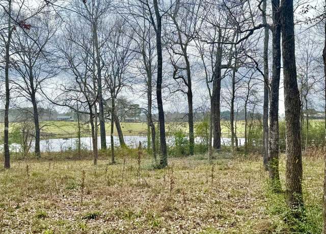 Property at 178 Stagecoach Cir, Huntsville, TX 77340