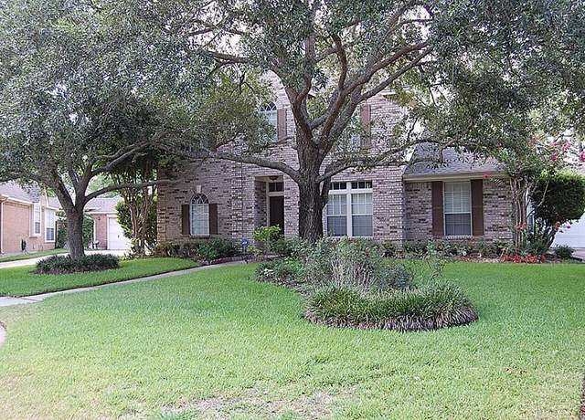 Property at 1307 Remington Crest Dr, Houston, TX 77094, 3 beds, 2.5 baths