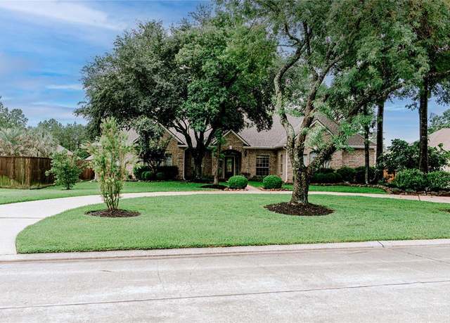 Property at 7 New Oak Trl, Humble, TX 77346, 3 beds, 2.5 baths