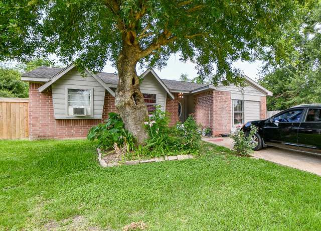 Property at 4911 E Ridge Creek Dr, Houston, TX 77053, 3 beds, 1.5 baths