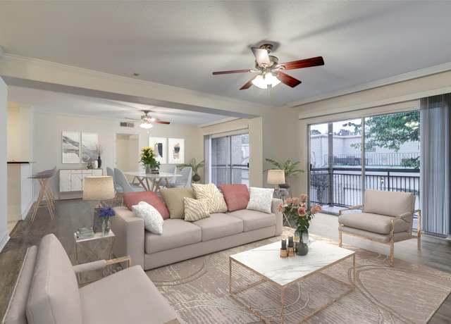 Property at 4515 Briar Hollow Pl #213, Houston, TX 77027, 2 beds, 2 baths