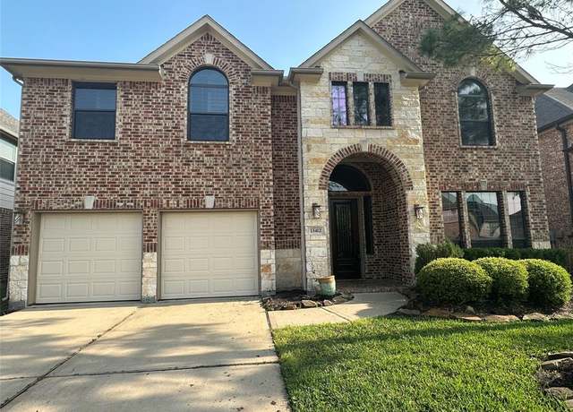 Property at 13412 Great Creek Dr, Pearland, TX 77584, 4 beds, 3.5 baths