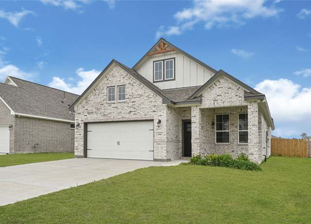 Property at 306 Little Spring Ct, Anahuac, TX 77514, 3 beds, 2 baths