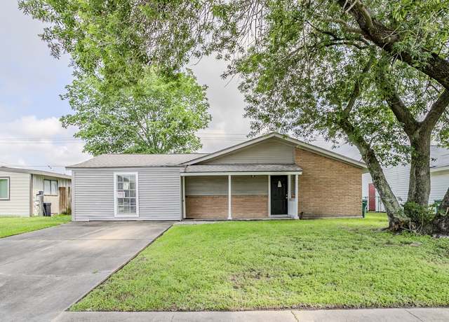 Property at 3705 Crawford Dr, Pasadena, TX 77503, 3 beds, 1 bath
