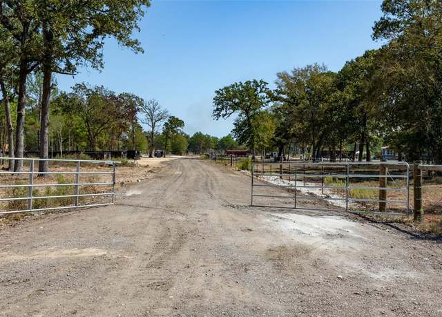 Property at 28664 Kyle Rd, Waller, TX 77484