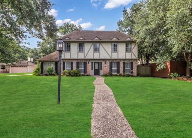 Property at 8115 Winding Oak Ln, Spring, TX 77379, 4 beds, 2.5 baths