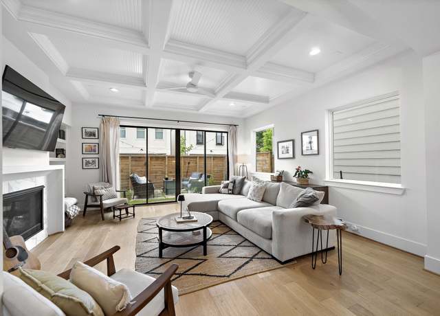 Property at 805 Fisher St Unit B, Houston, TX 77018, 3 beds, 2.5 baths
