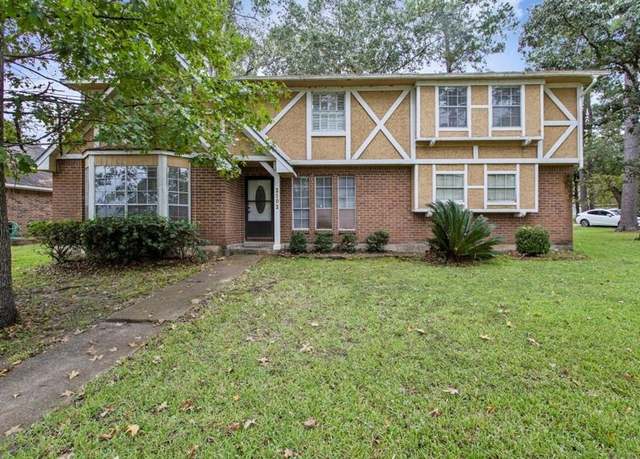 Property at 2102 Silver Moon Trl, Crosby, TX 77532, 4 beds, 2.5 baths