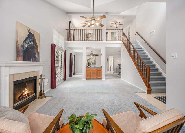 Property at 2025 Reef Dr, League City, TX 77573, 3 beds, 2.5 baths