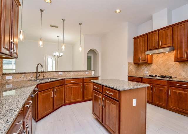 Property at 6402 Amelia Springs Dr, Spring, TX 77379, 4 beds, 2.5 baths