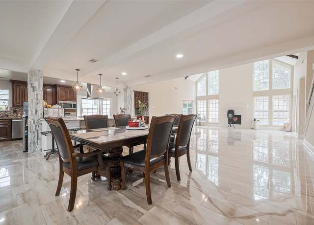 Property at 4803 Charade Dr, Houston, TX 77066, 4 beds, 3.5 baths