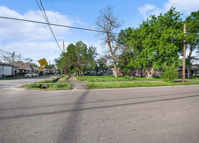Property at 5603 Sherman St, Houston, TX 77011