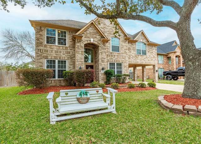 Property at 2013 Port Bridge Ln, League City, TX 77573, 4 beds, 2.5 baths