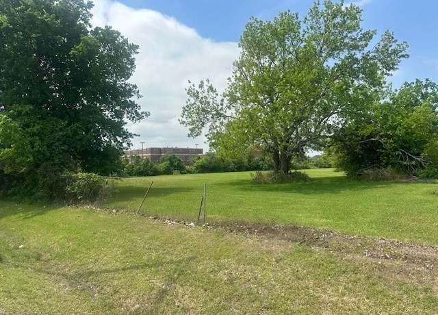 Property at 8518 Hawk Rd, Pearland, TX 77584