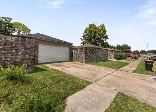 Property at 9302 Homeland Dr, Houston, TX 77083, 3 beds, 2 baths