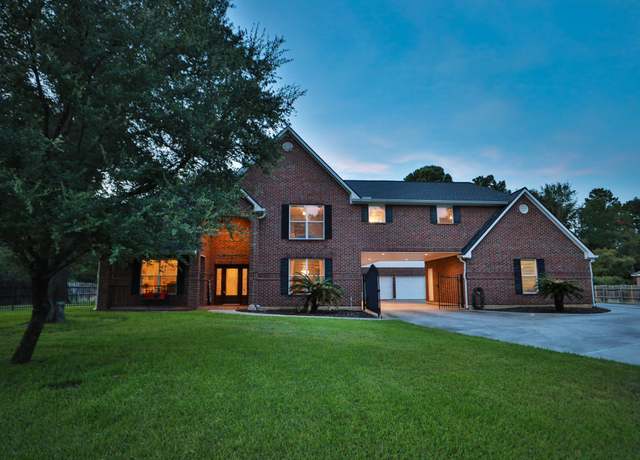 Property at 28433 Wild Oaks, Magnolia, TX 77355, 5 beds, 4 baths