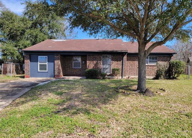 Property at 11803 Edgar St, Houston, TX 77047, 4 beds, 1 bath