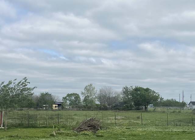 Property at 1420 County Road 611, Dayton, TX 77535