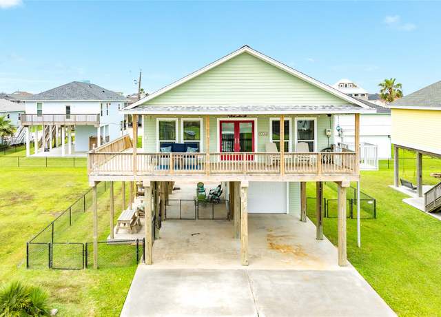 Property at 4126 Grayson Dr, Galveston, TX 77554, 3 beds, 2 baths