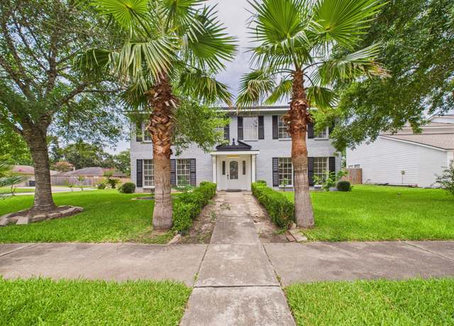 Property at 459 Woodrail Dr, Webster, TX 77598, 5 beds, 2.5 baths