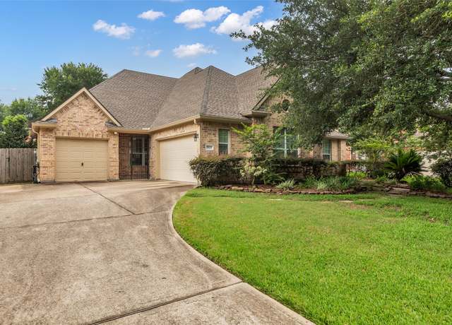 Property at 5523 Darschelle Dr, Houston, TX 77069, 4 beds, 3 baths