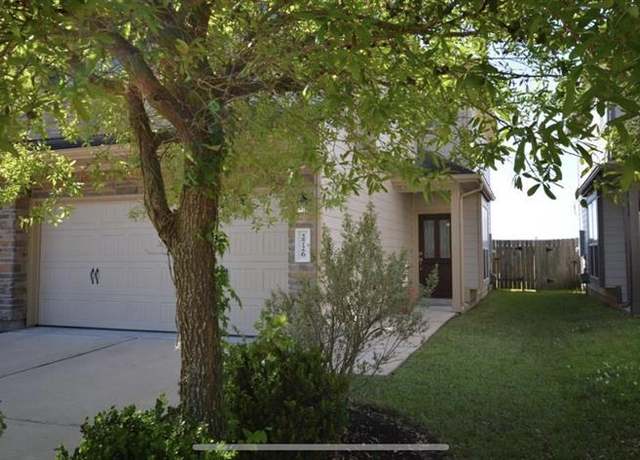 Property at 2726 Maybrook Hollow Ln, Houston, TX 77047, 3 beds, 2.5 baths