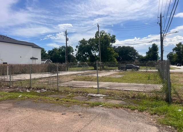 Property at 3202 Laura Koppe Rd, Houston, TX 77093
